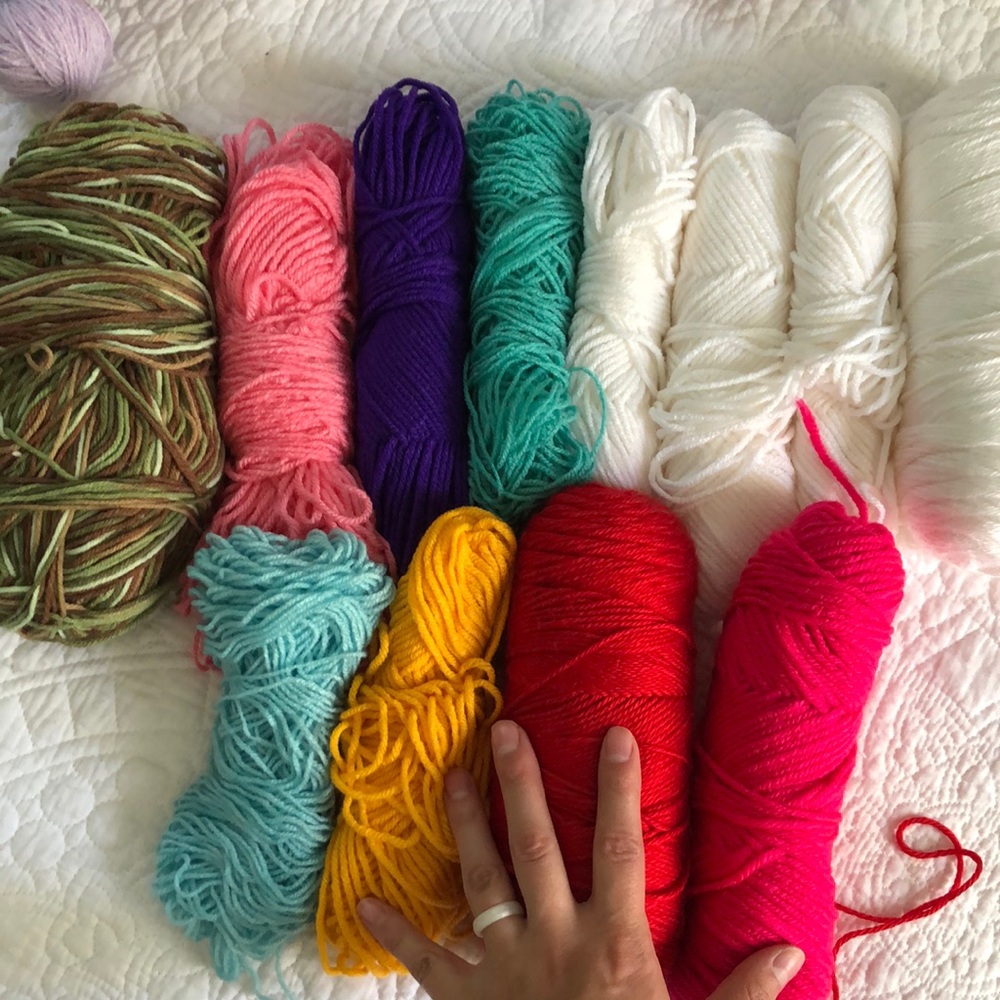 Acrylic yarn